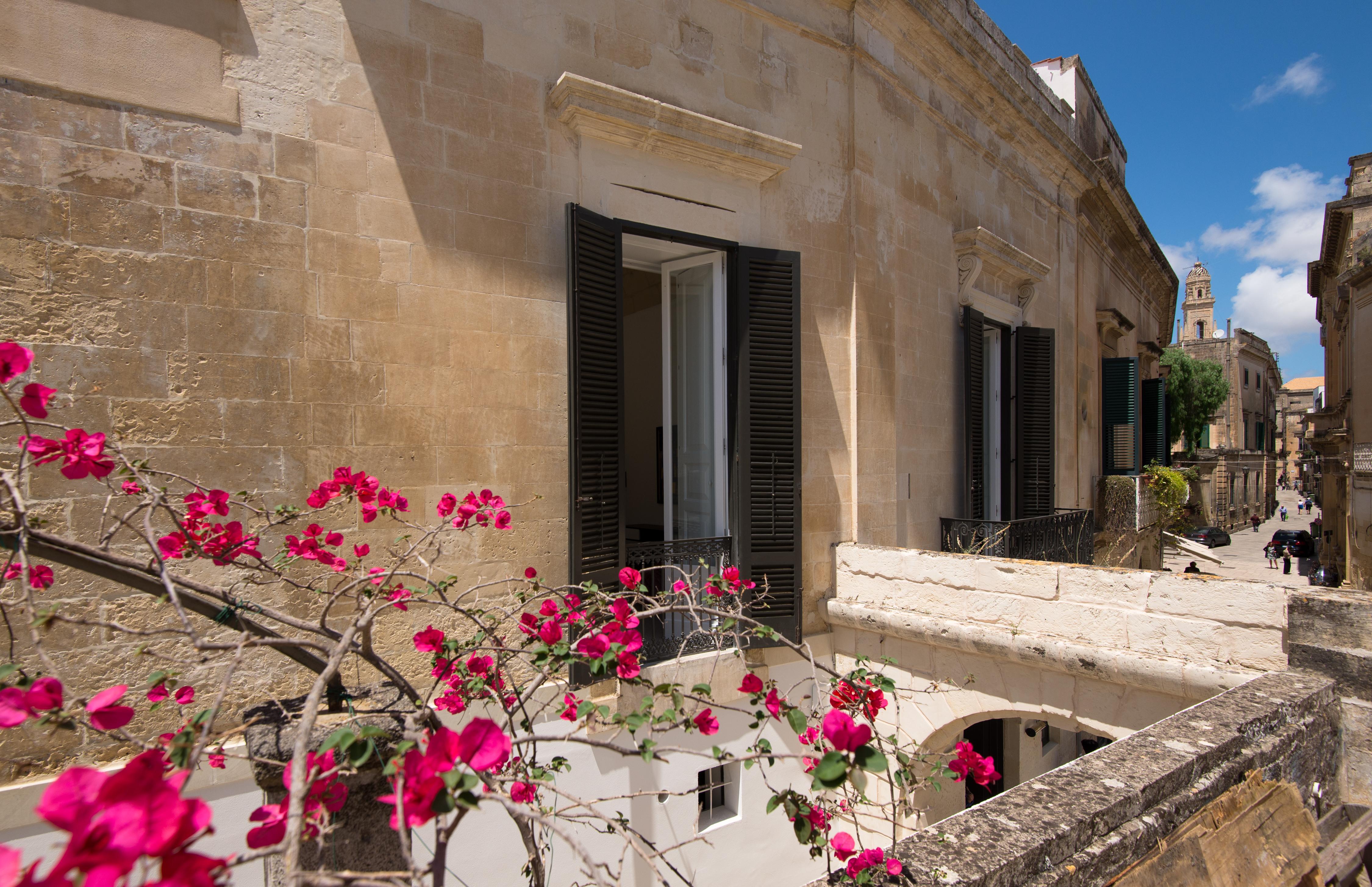 Palazzo De Noha - Boutique Hotel Lecce Exteriör bild