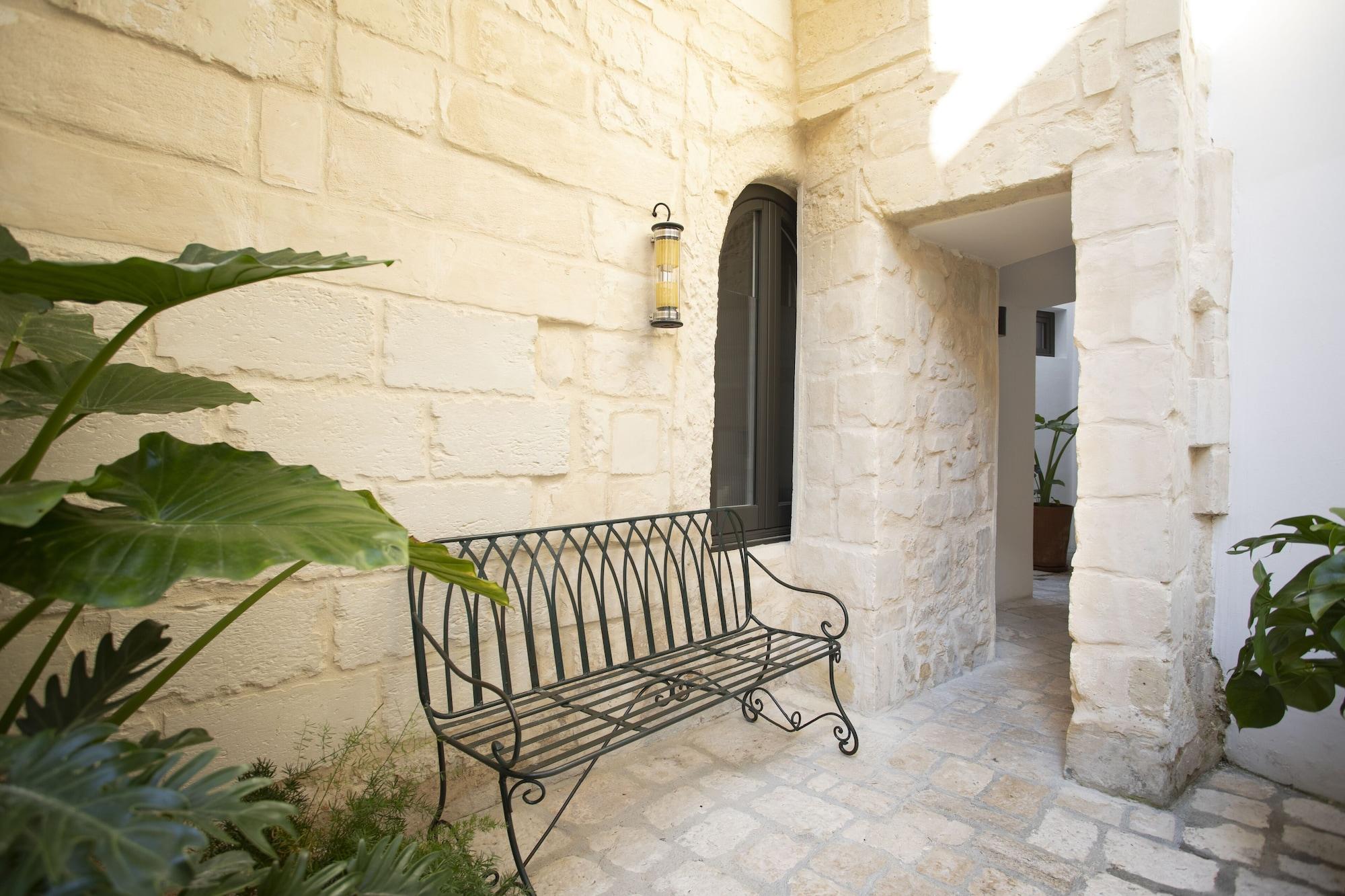Palazzo De Noha - Boutique Hotel Lecce Exteriör bild